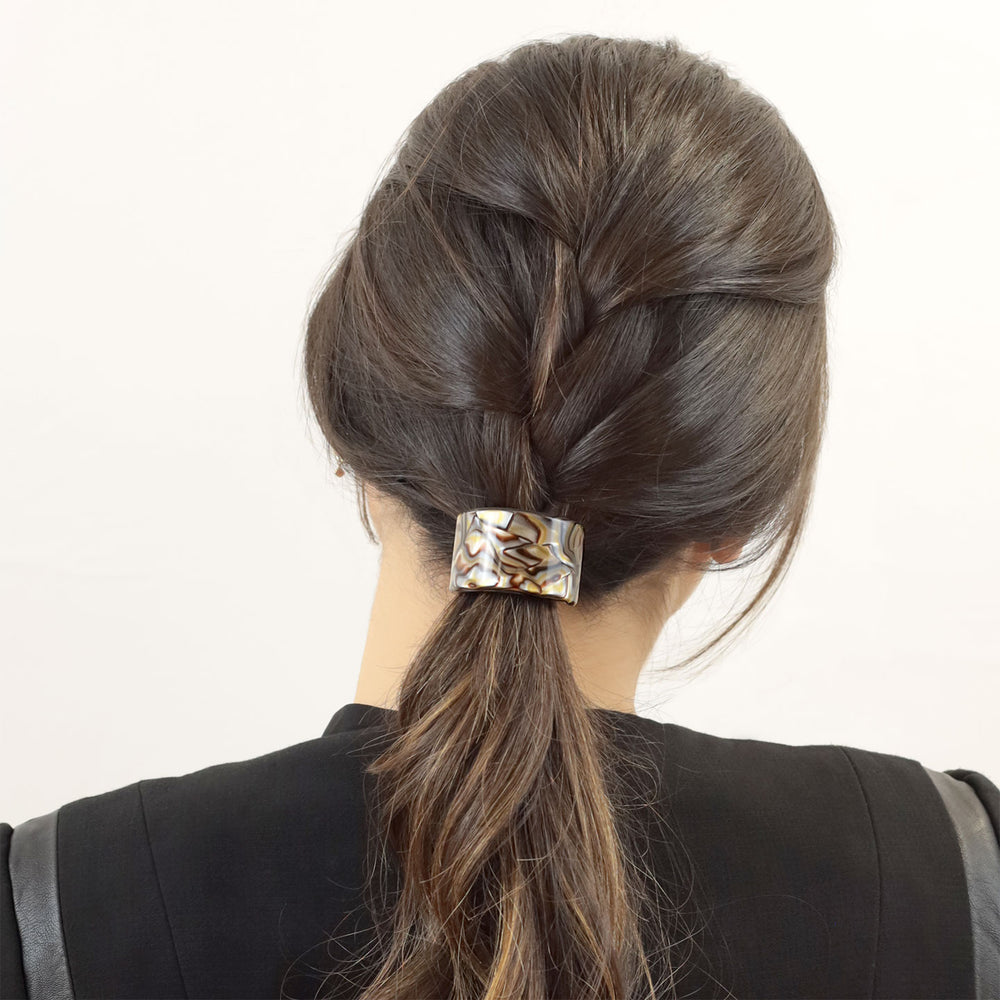 Zopf mit halbrundem Haargummi St. Petersburg