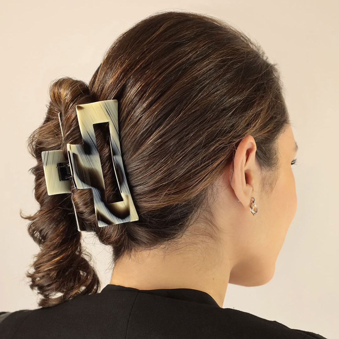 Frisur mit großer, rechteckiger Haarklammer Dublin mit Aussparung