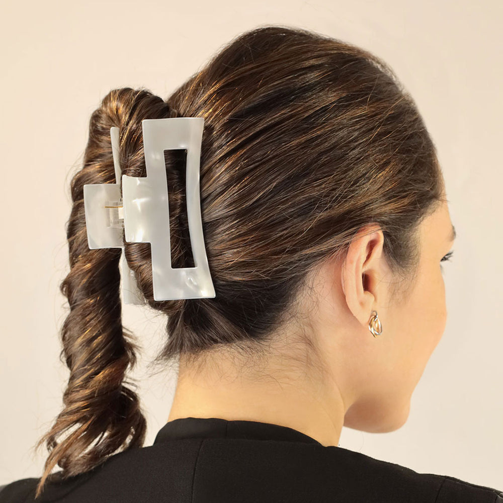 Frisur mit großer, rechteckiger Haarklammer Florenz mit Aussparung