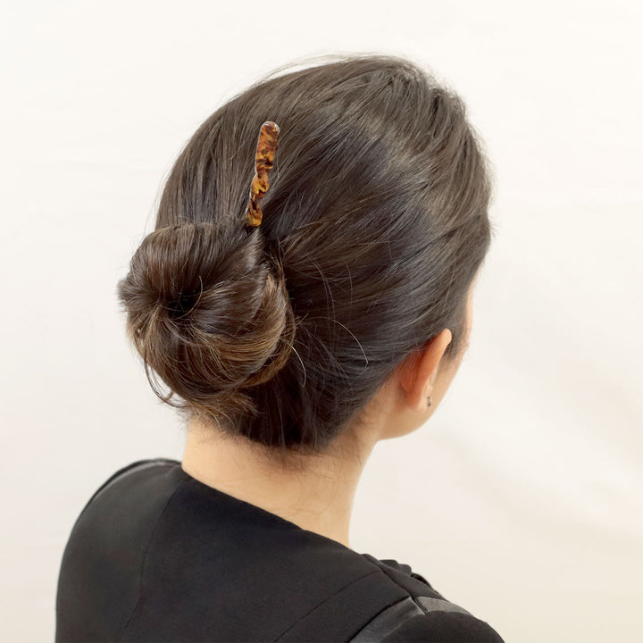 Elegantes Design der Haarnadel Zürich, geeignet für Hochsteckfrisuren und Dutts