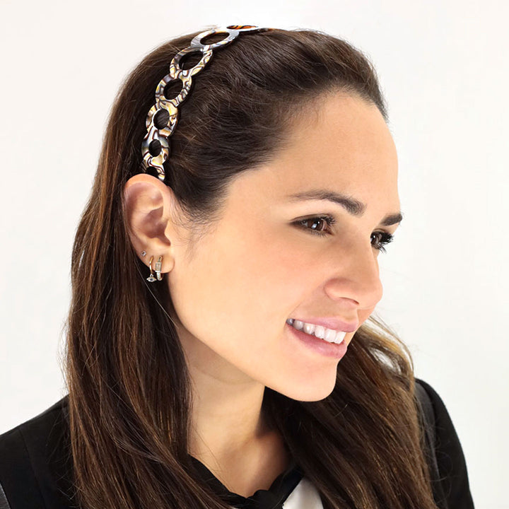 Frisur mit breiten Haarreif St.Petersburg mit Ringreihe