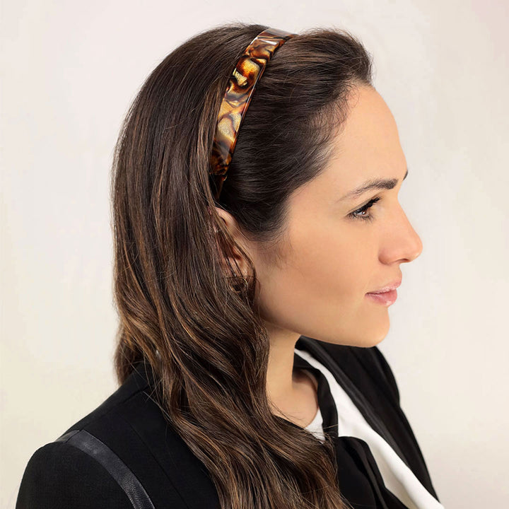 Frisur mit breiten, goldenen, bernsteinfarbenen Haarreif Granada