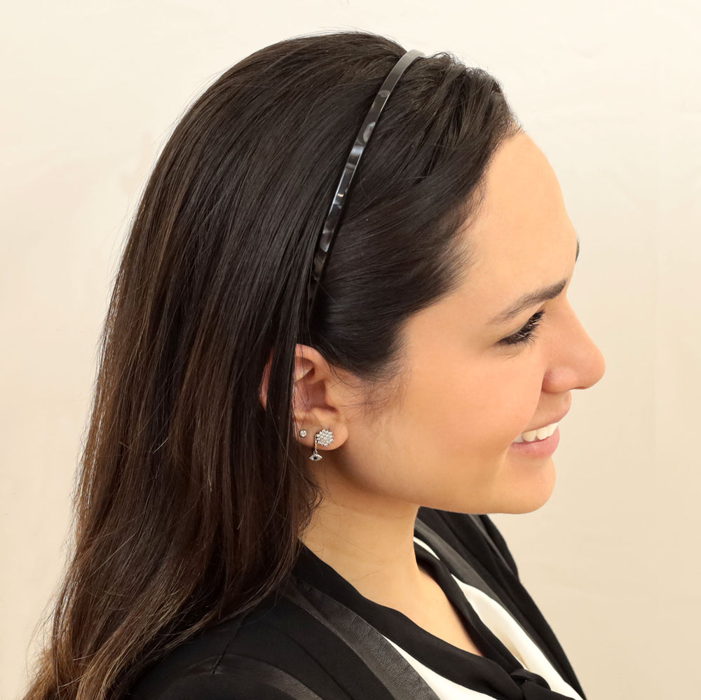 Frisur mit dünnen, schwarzen, unisex Haarreifen Mailand