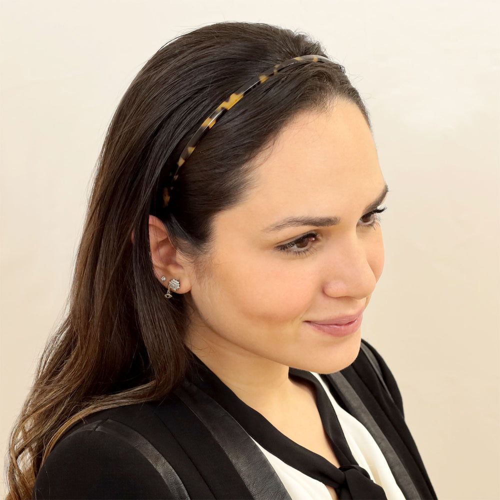 Eleganter Haarreif Paris – dezenter Haarschmuck für verschiedene Frisuren.