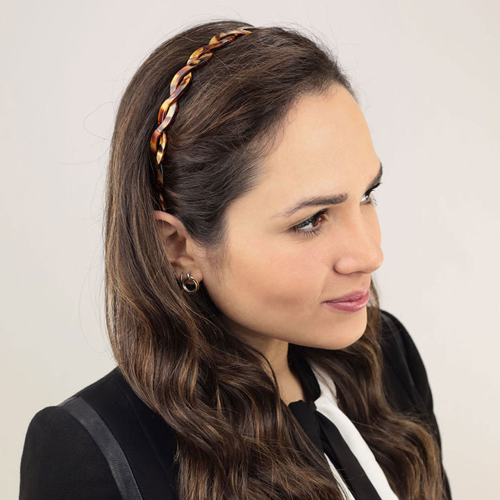Frisur mit schmalen, goldenen, bernsteinfarbenen, geflochtenen Haarreif Granada