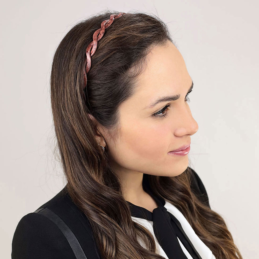 Frisur mit schmalen, roten, geflochtenen Haarreif Jaipur