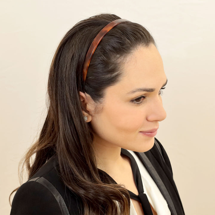 Frisur mit schmalen, bernsteinfarbigen Haarreif Madrid