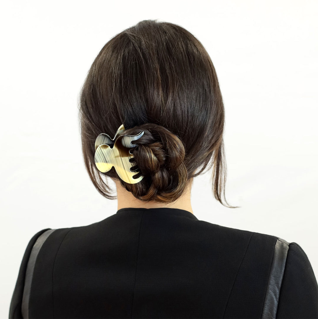 Hochsteckfrisur mit mittelgroßer Haarklammer Dublin