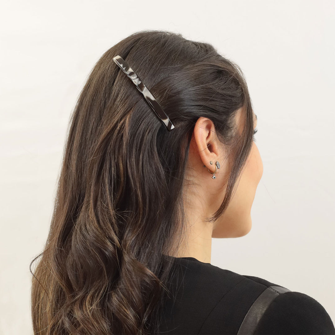 Frisur mit langer Haarspange Bologna