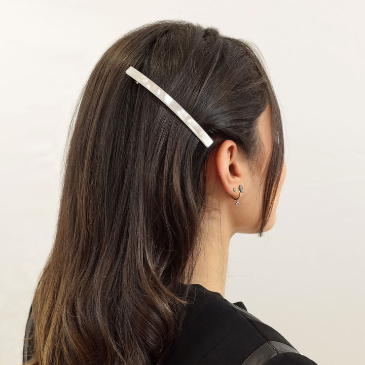 Frisur mit langer Haarspange Florenz