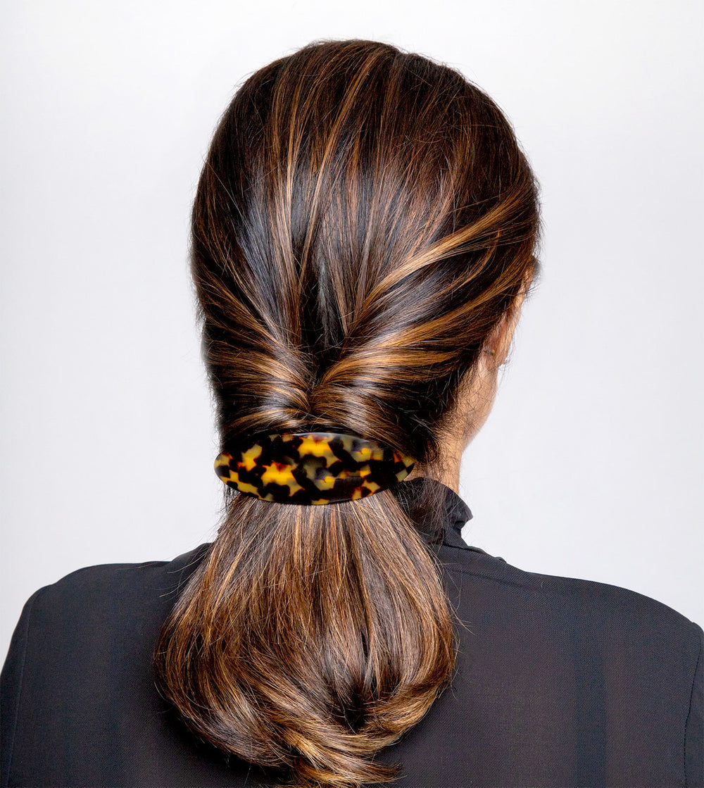 Zopf mit mittelgroßer, ovaler Haarspange Paris