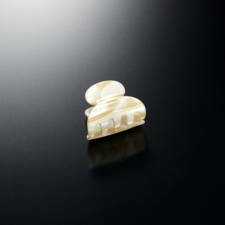 Kleine Haarklammer Recife mit perlmuttartigem Farbspiel für elegante Frisuren