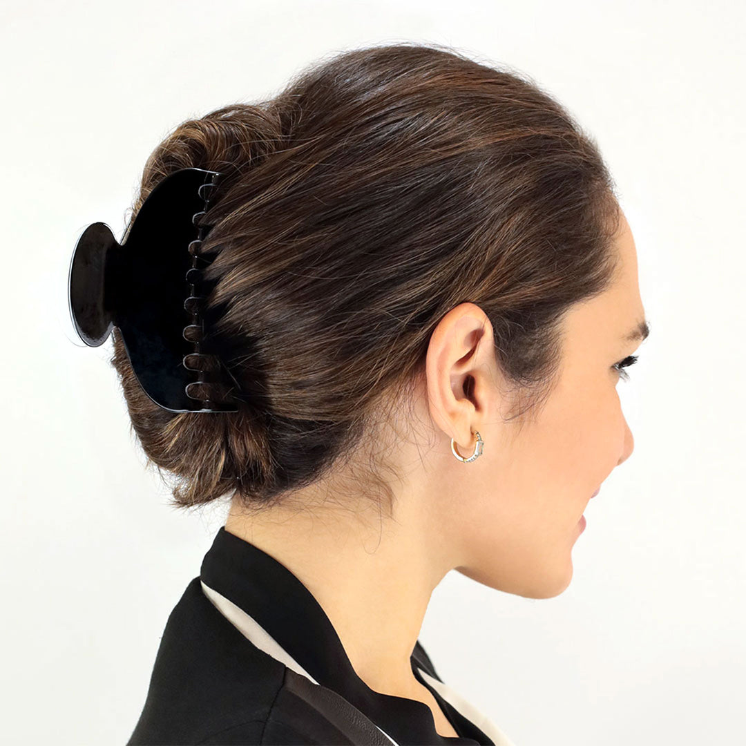 Hochsteckfrisur großer, schwarzer Haarklammer  New York
