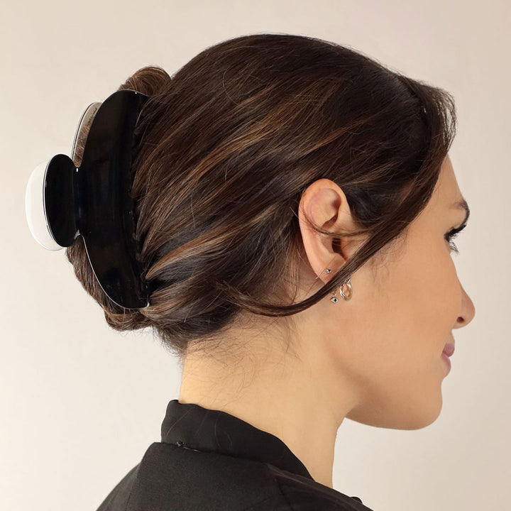 Hochsteckfrisur mit sehr großen Haarklammer London für dickes Haar