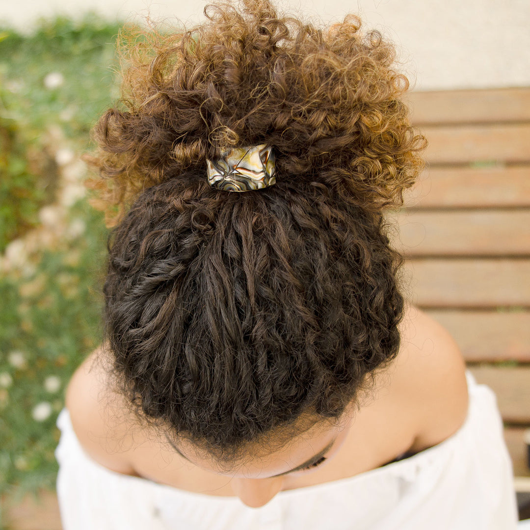 Zopf mit halbrundem Haargummi St. Petersburg