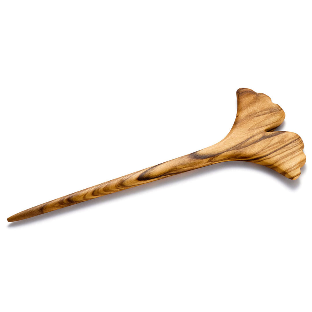 Haarnadel Ginkgo aus Olivenholz mit handgeschnitztem Ginkgo-Blatt-Design, nachhaltig und einzigartig