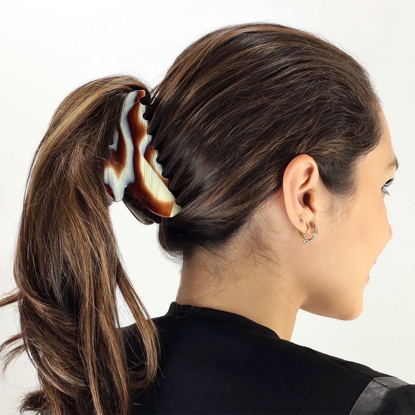 frisur mit haarklammer lange haare