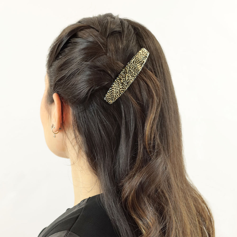 Frisur mit mittelgroßer, elliptischer Haarspange Alicante